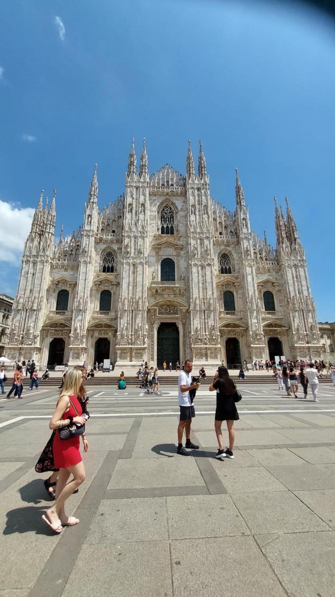 Disciplini Apartment A 5 Min Dal Duomo Милан Экстерьер фото